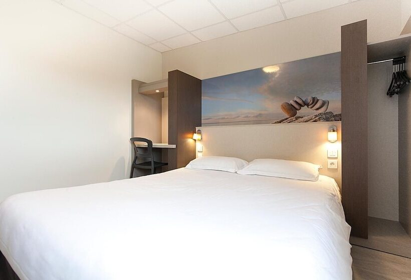 Отель The Originals City, Hôtel Clermontferrand Sud Aubière