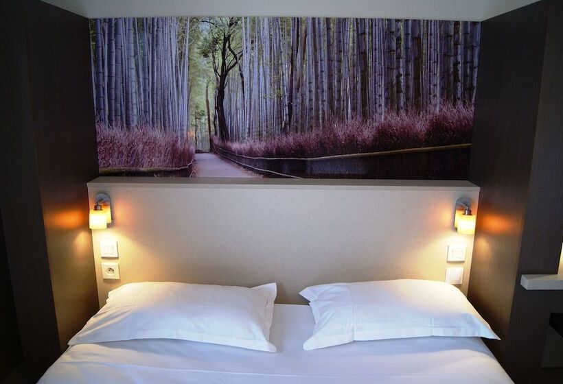 Отель The Originals City, Hôtel Clermontferrand Sud Aubière