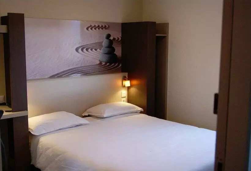 هتل The Originals City, Hôtel Clermontferrand Sud Aubière