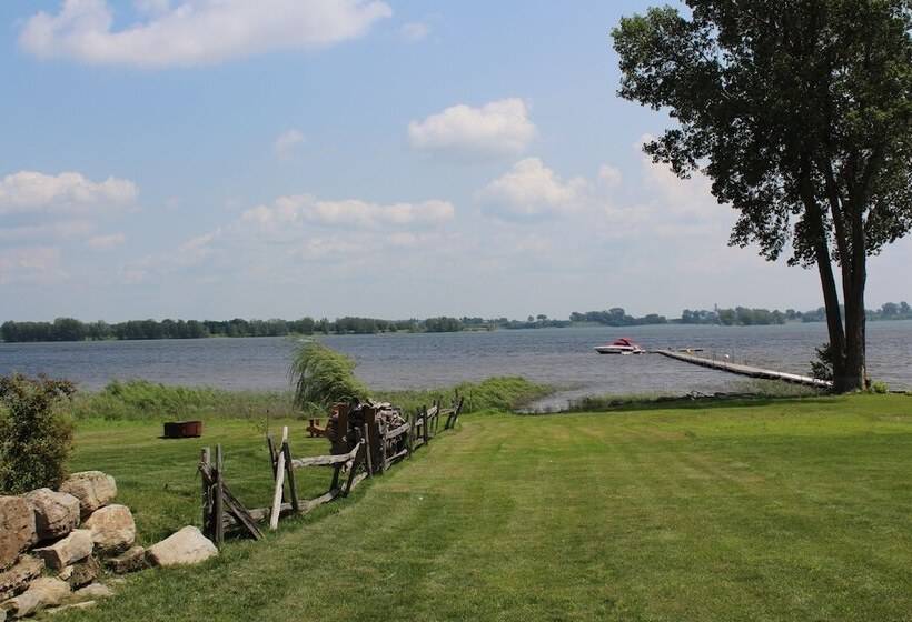 Motel Capri Et Suites