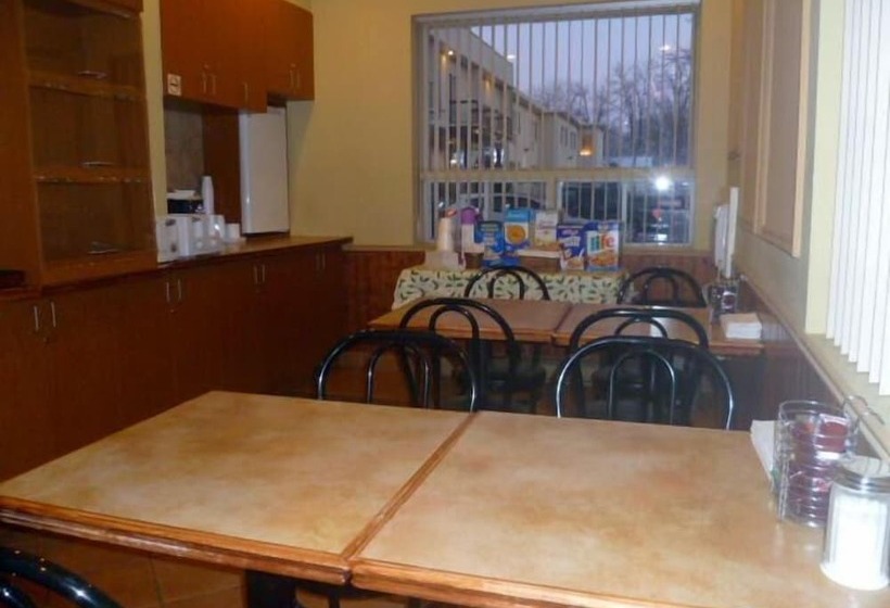 Motel Capri Et Suites