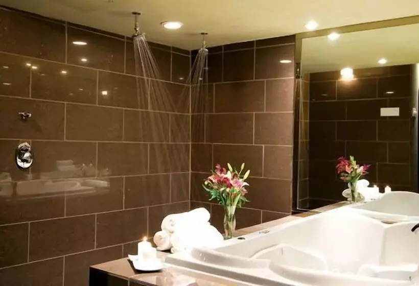 Motel Capri Et Suites