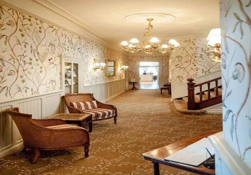 Mullion Cove Hotel & Spa