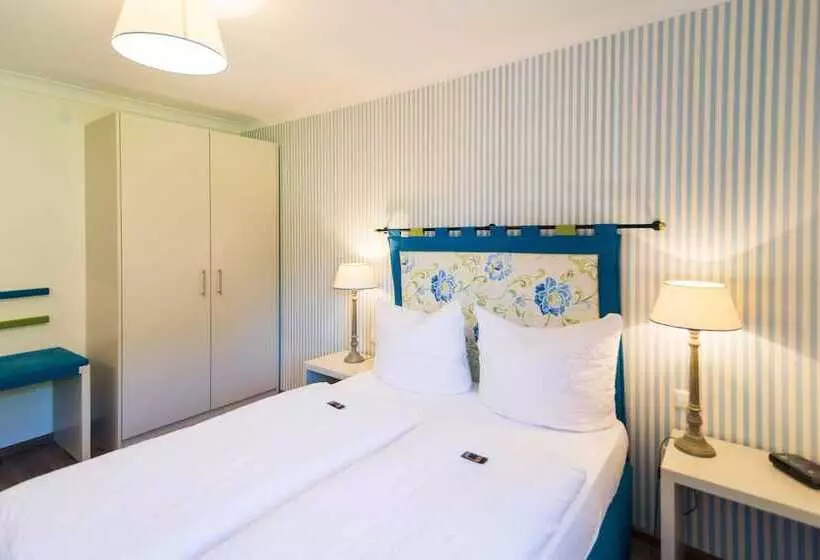 Pensão Goldener Adler Oberried   Hotel & Appartements