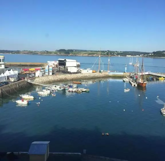 Appartement Design Ii   Port Du Rosmeur  Douarnenez