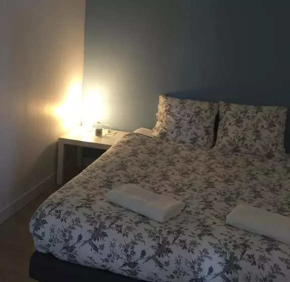 Appartement Design Ii   Port Du Rosmeur  Douarnenez