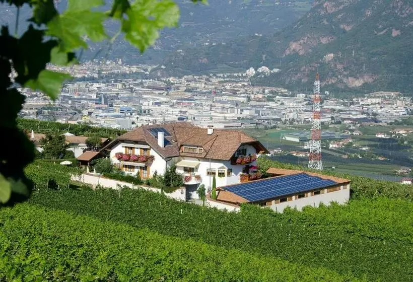 Ferienwohnungen Lanserhof