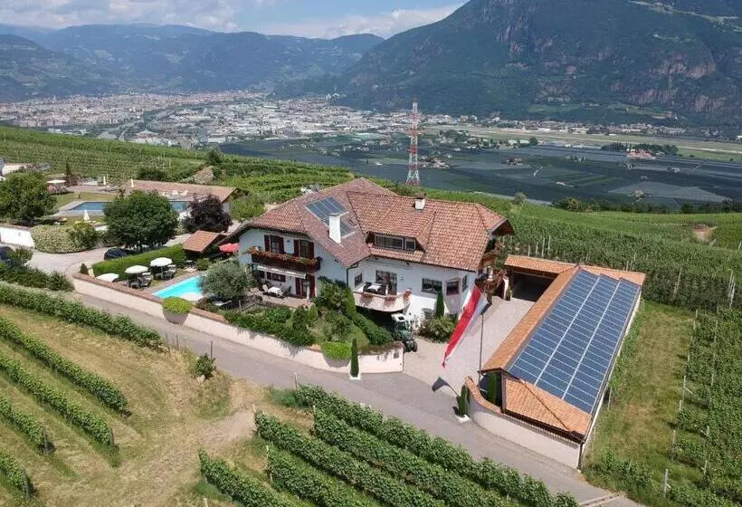 Ferienwohnungen Lanserhof