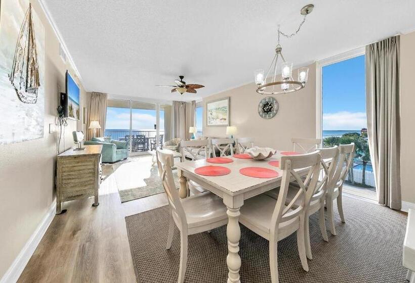 Majestic Beach Towers 1 301