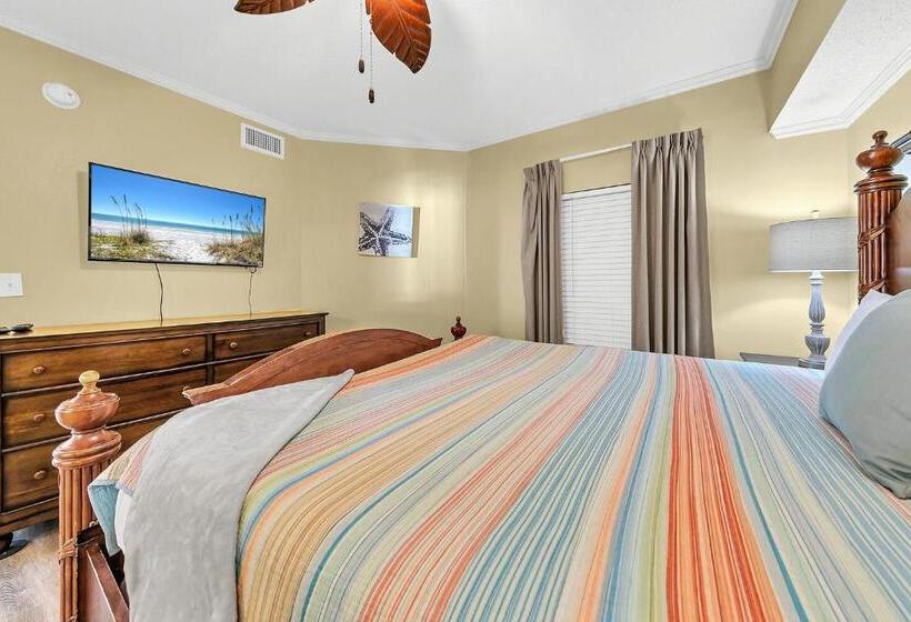 Majestic Beach Towers 1 301