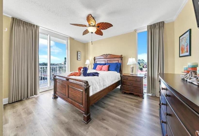 Majestic Beach Towers 1 301