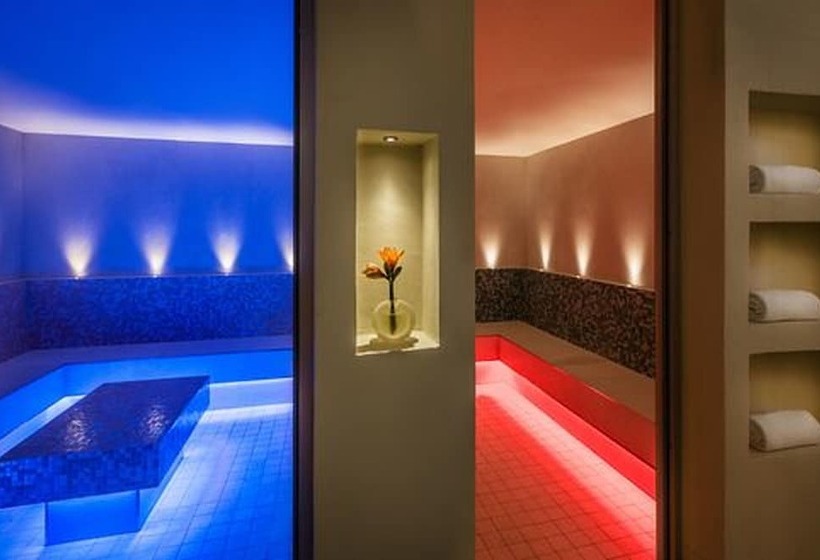 Apartment Residences At Park Hyatt