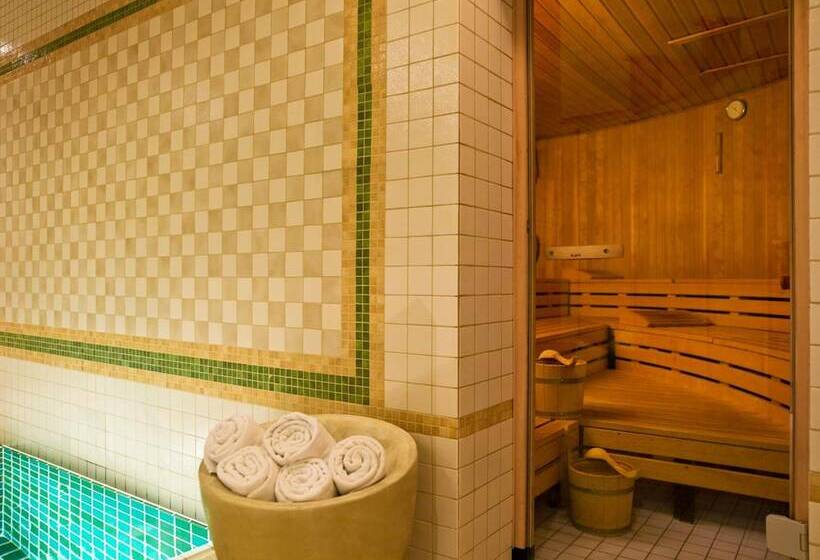 Apartment Residences At Park Hyatt