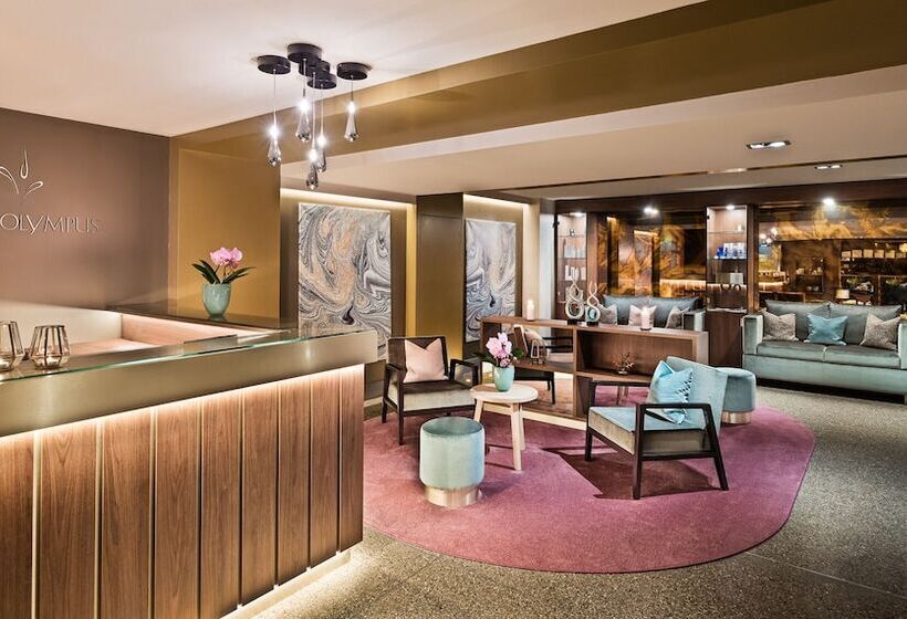 Apartment Residences At Park Hyatt