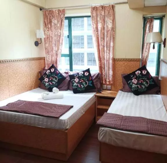 پانسیون Toronto Guest House