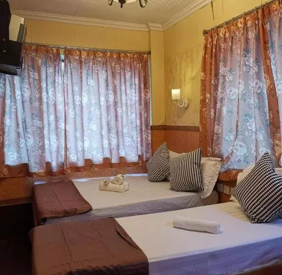 پانسیون Toronto Guest House
