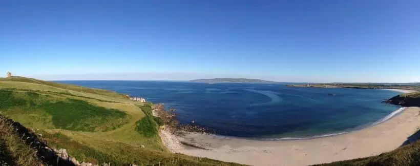 تختخواب و صبحانه The River House