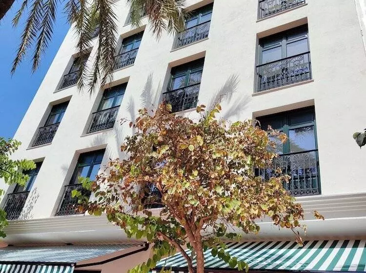 ホテル Estepona Plaza