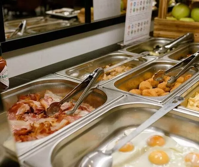 ホテル Estepona Plaza