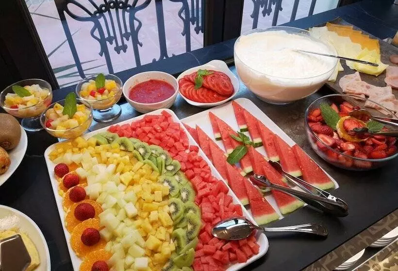 ホテル Estepona Plaza