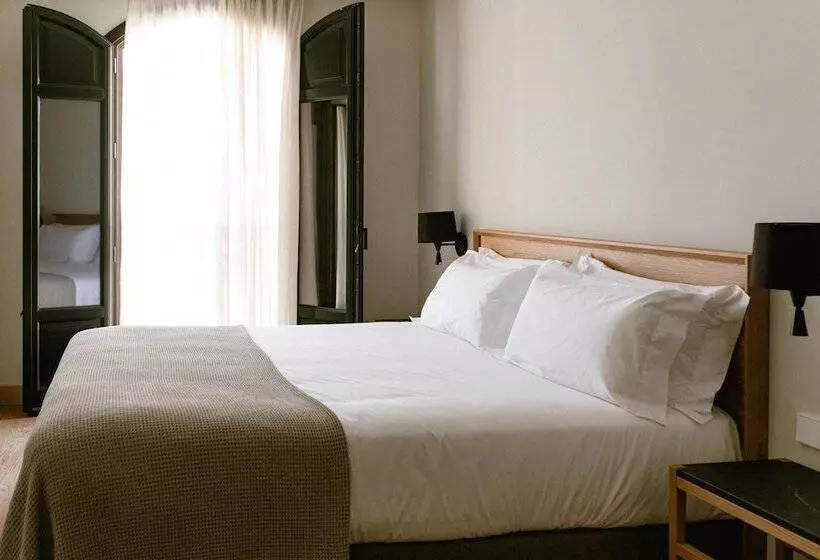 ホテル Estepona Plaza