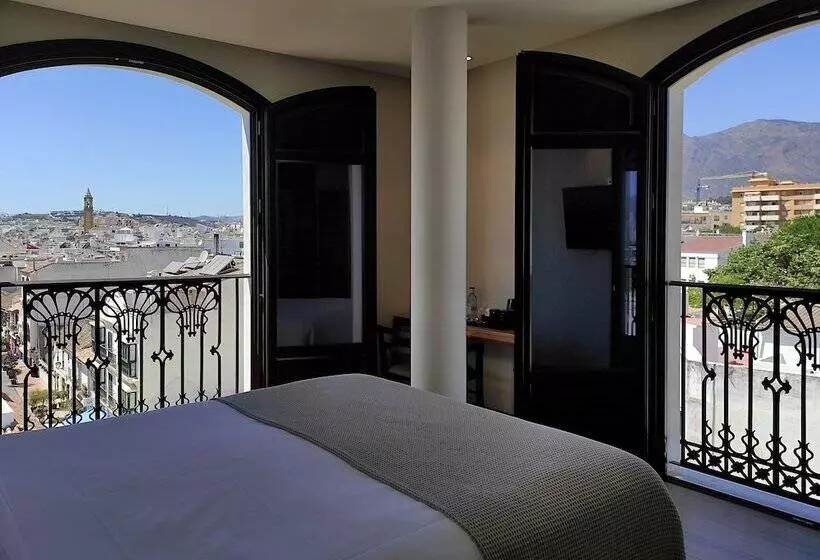 ホテル Estepona Plaza