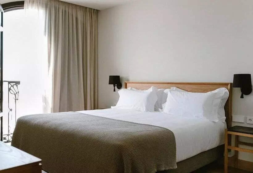 ホテル Estepona Plaza