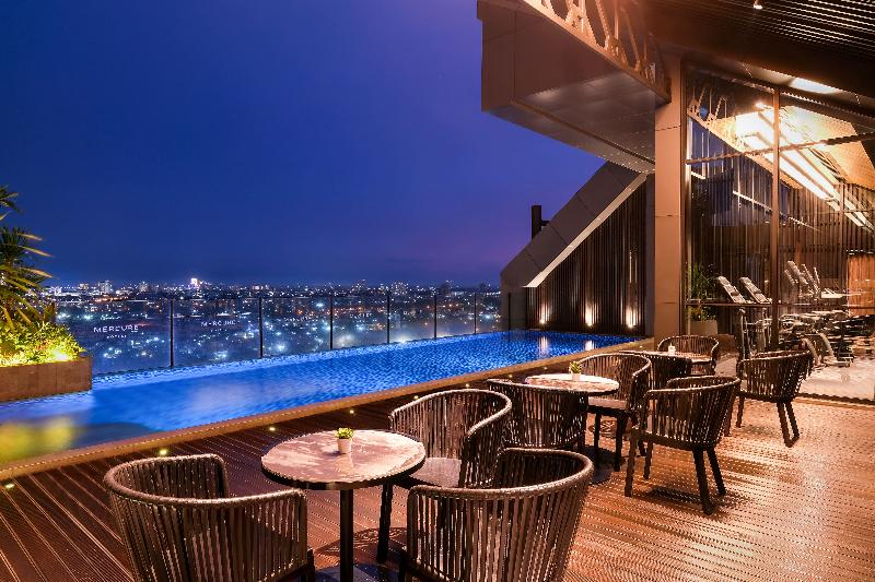 בית מלון כפרי Mercure Tangerang Centre