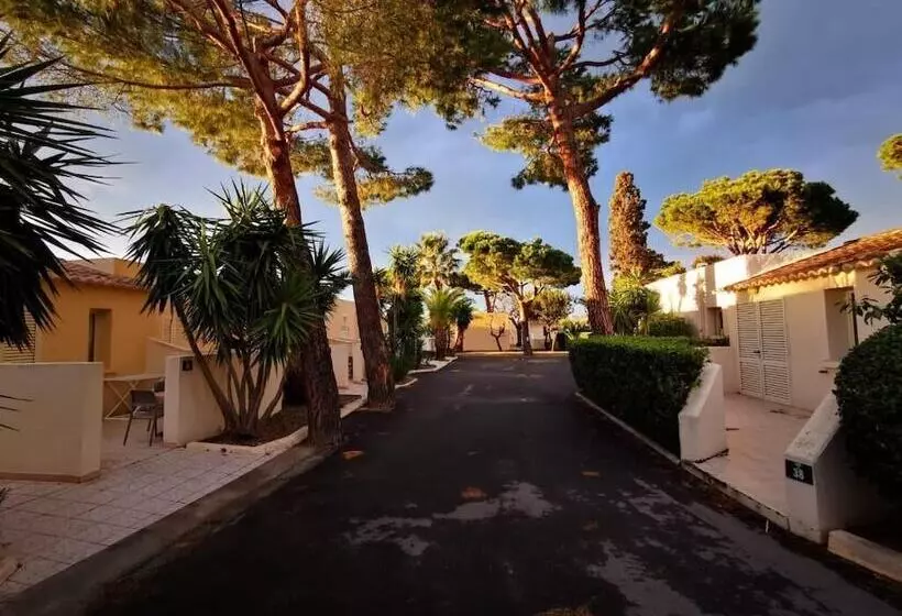 Hotelli & Restaurant San Pellegrino