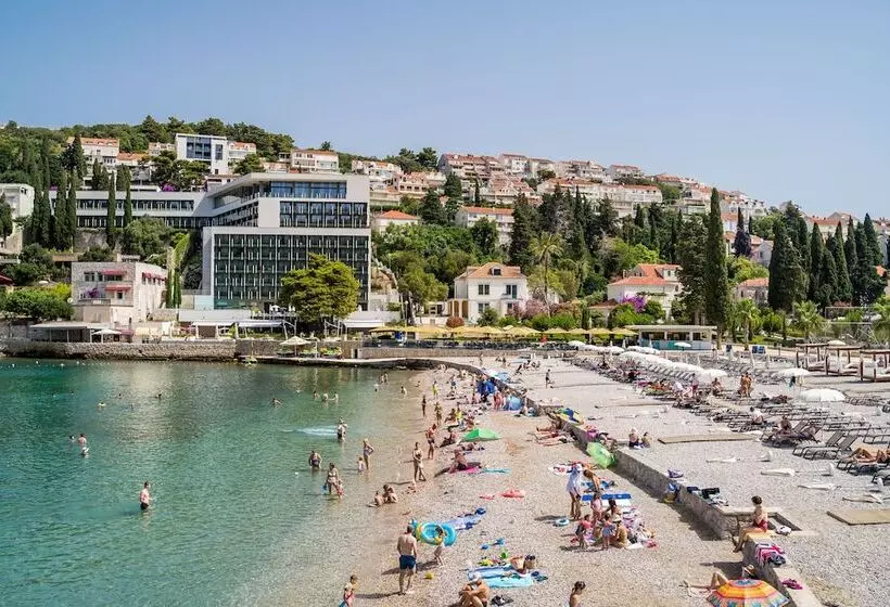 Boutique & Beach Hotel Villa Wolff