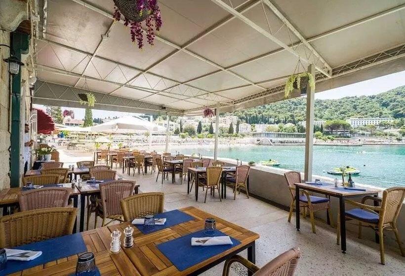 Boutique & Beach Hotel Villa Wolff