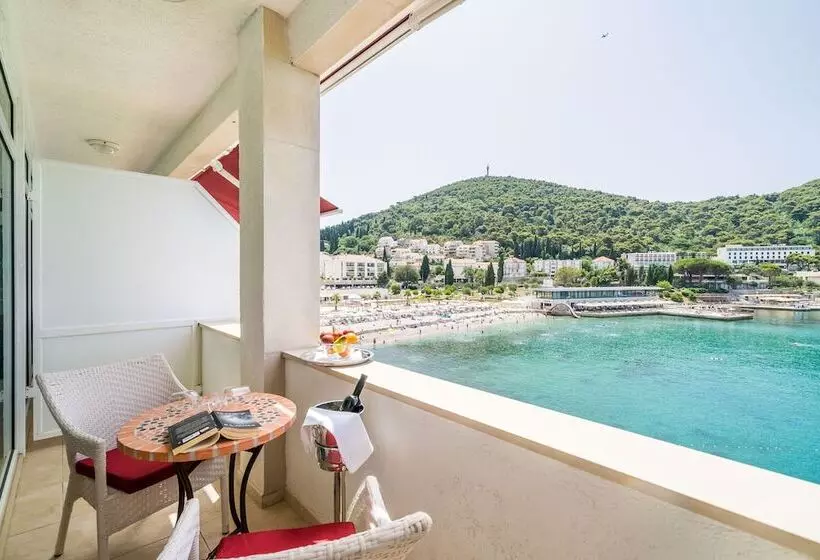 Boutique & Beach Hotel Villa Wolff