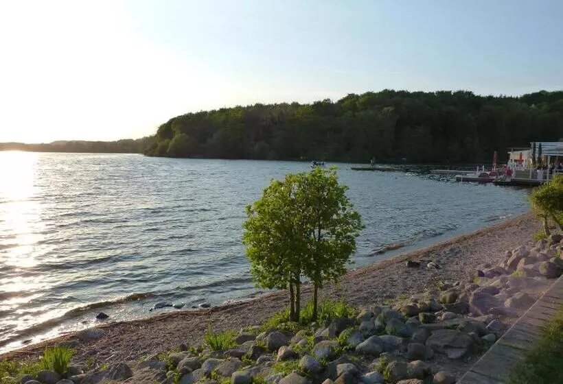 Отель Am Kurpark