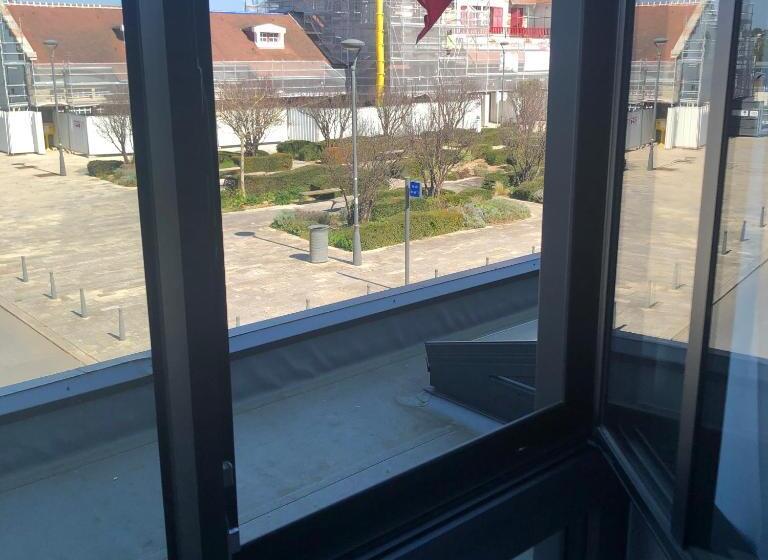 בית מלון כפרי Amirauté