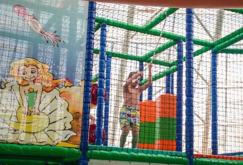 ホテル Aquaticum Debrecen Termal & Wellness