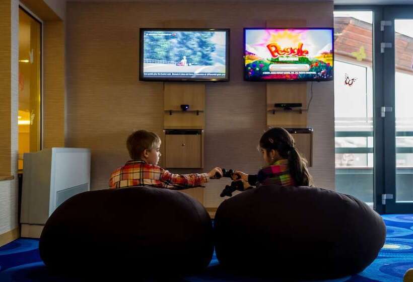 ホテル Aquaticum Debrecen Termal & Wellness