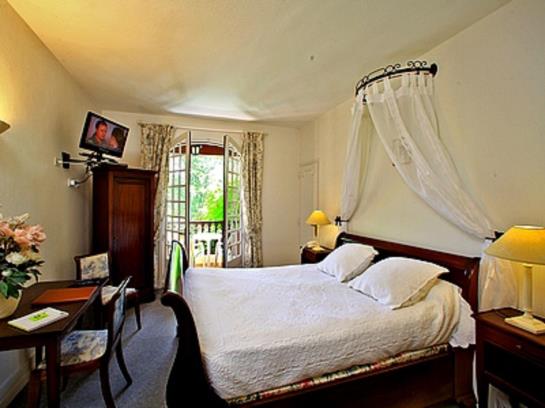 בית מלון כפרי Auberge de L'Étang Bleu