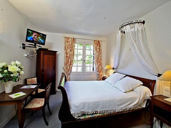 בית מלון כפרי Auberge de L'Étang Bleu