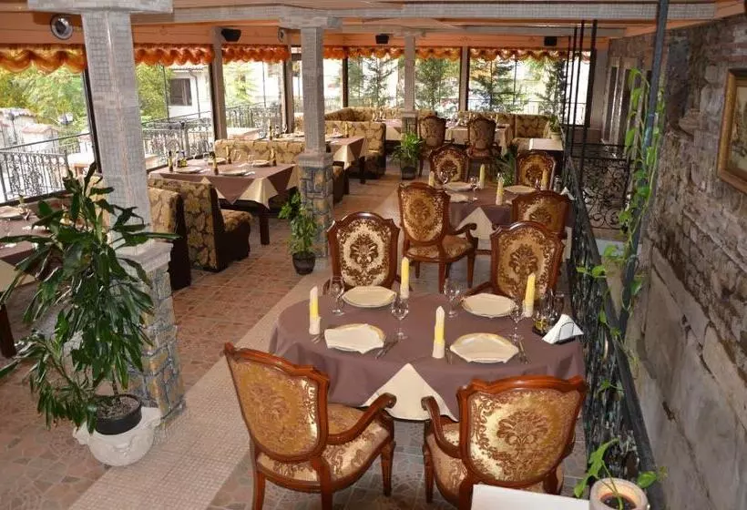 Boutique Hotel Boris Palace & Restaurant