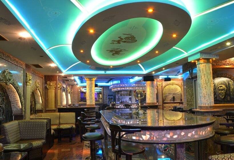 Boutique Hotel Boris Palace & Restaurant