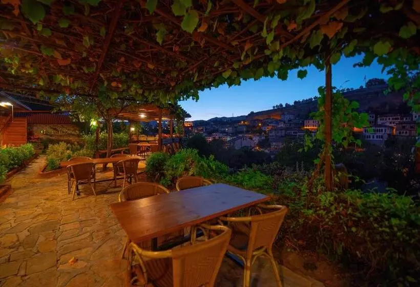 Hotelli Cesmeli Konak Garden