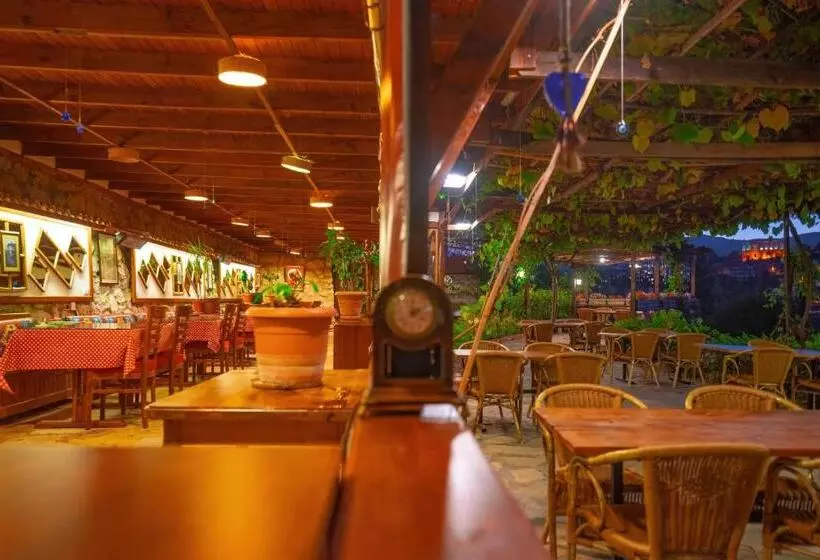 Hotelli Cesmeli Konak Garden