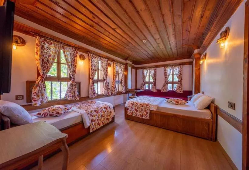 Hotelli Cesmeli Konak Garden