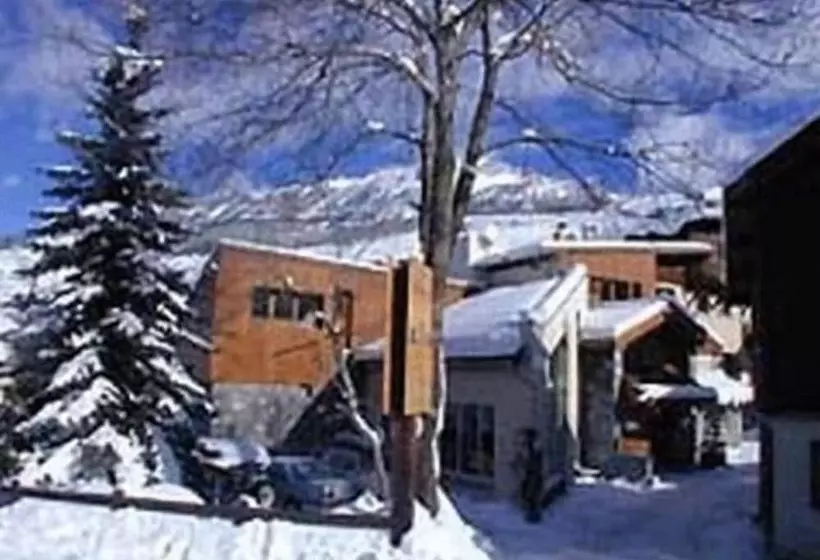 هتل Chalet Hôtel Alpage & Spa