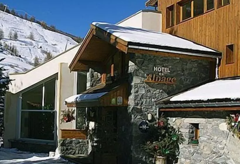 هتل Chalet Hôtel Alpage & Spa