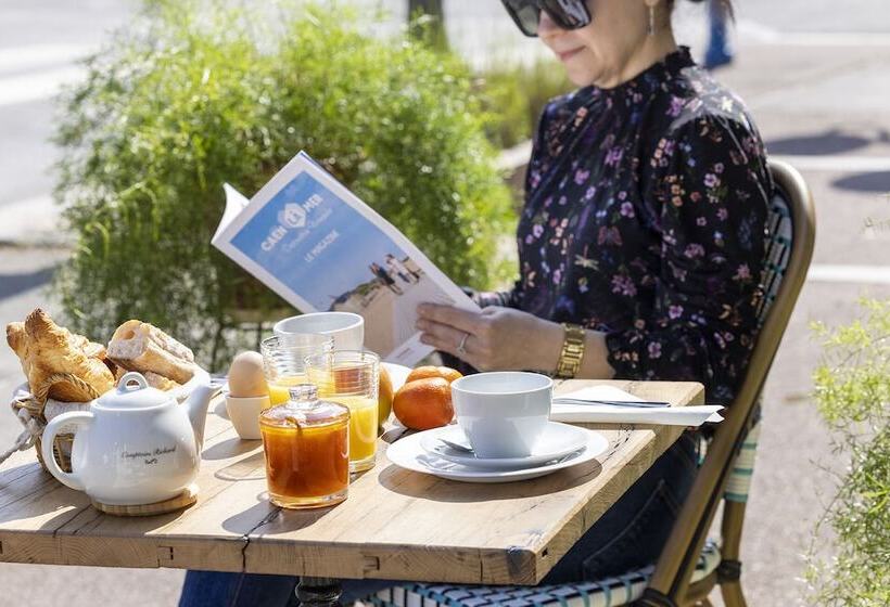 فندق De Lion Sur Mer