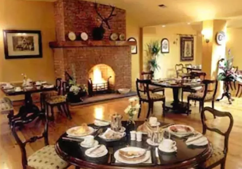 هتل Earls Court House