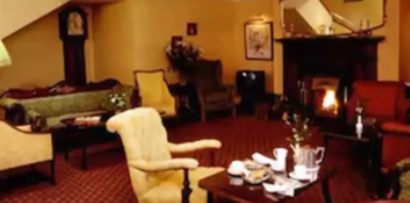 هتل Earls Court House