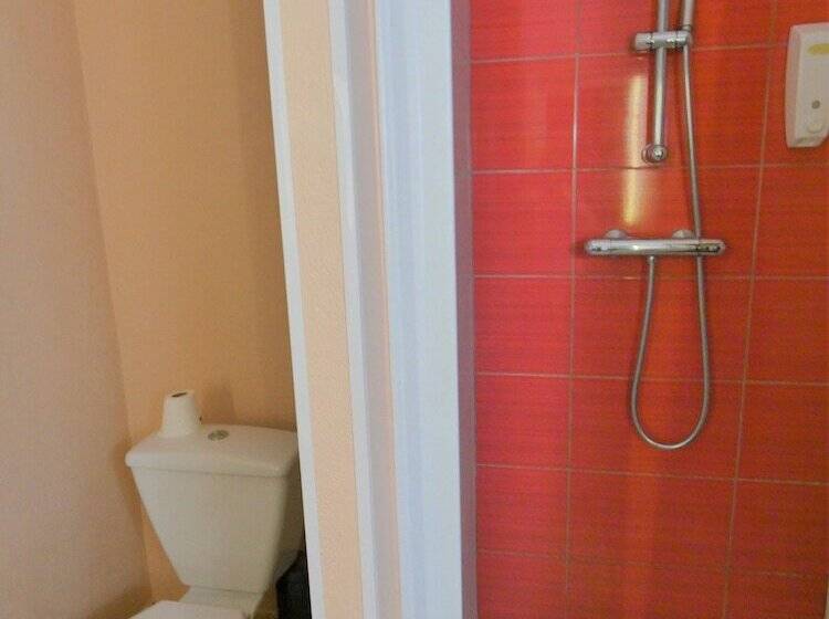 هتل Hôtel Azur Saint Junien Cit