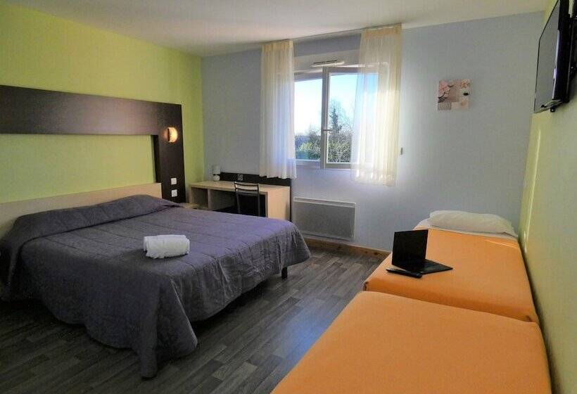 هتل Hôtel Azur Saint Junien Cit